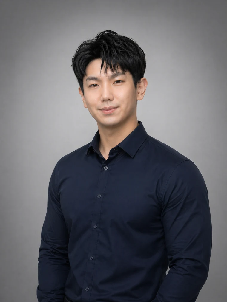 Portrait of Bojun Zhang